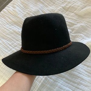 Hinge black fedora hat